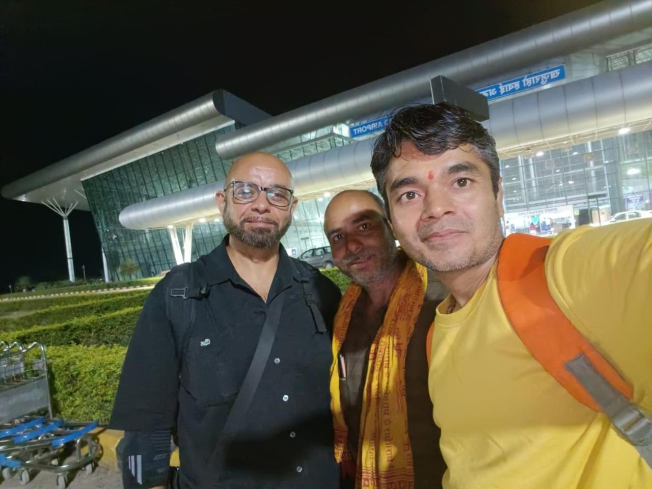 Happy Khajuraho Home Stay Bagian luar foto