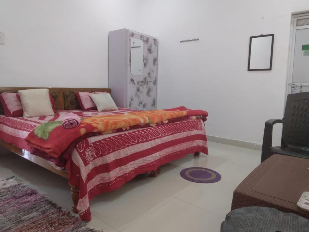 Happy Khajuraho Home Stay Bagian luar foto